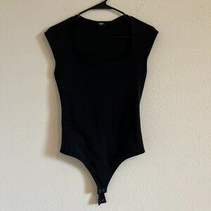 express body contour black scoop neck bodysuit